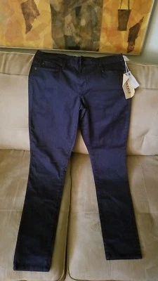 JEANS NOVO COM ETIQUETAS TÊXTIL POR ELIZABETH AND JAMES "Debbie" TAMANHO 32 - Imagem 1 de 4