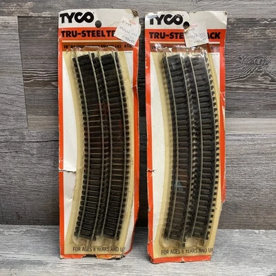 Lot of 2 Tyco 18" Radius Curve Track #418 - 4 per Pack New Old Stock - Image 1 of 3