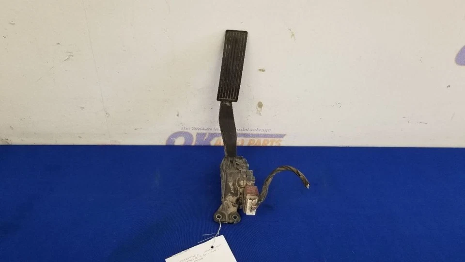 08 PEDAL ACELERADOR CHEVY EXPRESS VAN 3500 CON COLETA 15102576 Foto 1 de 4
