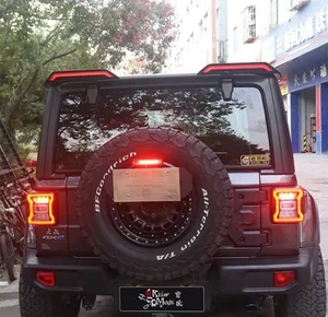 Jeep Wrangler JK - JL (2007-2025) Rear Roof Light Spoiler (Versione USA) - Picture 1 of 4