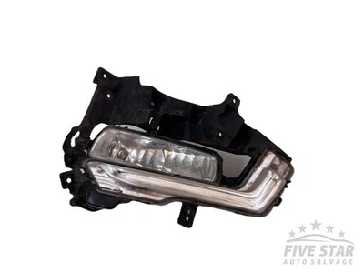 Ford Mondeo Front Fog Light Left 2018 Hatchback 4/5dr DS7J-13D273-AD (14-24) - Imagem 1 de 4