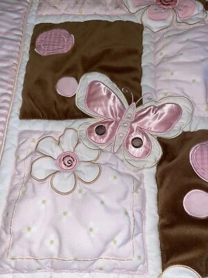 Edredom berço borboleta veludo marrom rosa cordeiro e hera plissado borda acetinada - Imagem 1 de 4