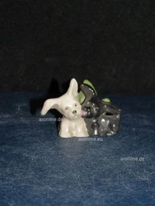 +#A016004_13 Goebel Archivmuster XP 32 Porzellan Miniatur 2 Terrier Hunde - Picture 1 of 1
