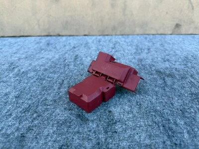 INFINITI Q50 Q60 2014-2024 OEM POSITIVE BATTERY CABLE TERMINAL COVER CAP LID - Image 1 of 3