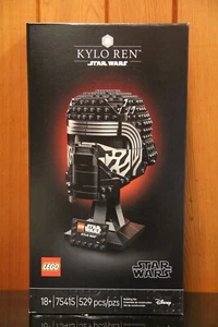 LEGO Star Wars: Kylo Ren Helmet (75415) - Bild 1 von 5