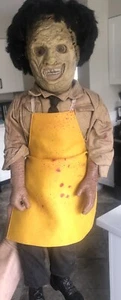 1999 Leatherface Texas Chainsaw Massacre 18" Puppe mit Soundbox funktioniert - Bild 1 von 6