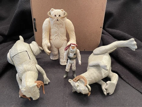 Star Wars Vintage 1980 Hoth Wampa Luke & Taun Taun Graveyard Creature Lot * READ Cover