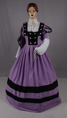 Women Renaissance Dress With Chemise, Landsknecht Gown for 16th Century Dress - Image 1 of 4