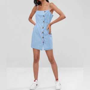 Topshop Moto Spaghetti Strap Button Up Dress - Denim Blue Size 12 NWT - Picture 1 of 12