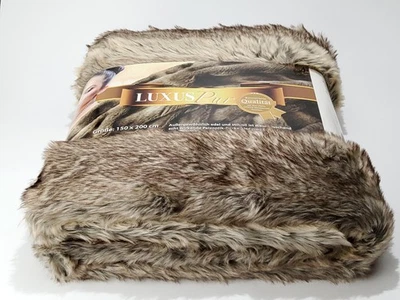 Rentier Felldecke luxuriöse Kuscheldecke flauschige Pelzdecke edle von Gözze - Bild 1 von 4