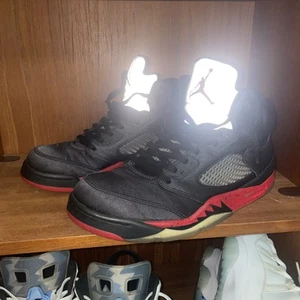 Size 10.5 - Air Jordan 5 “Satin Bred” - Picture 1 of 8