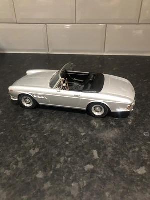 KK SCALE – 1:18 FERRARI 275 GTS PININFARINA SPYDER 1964 SILVER WITH SPOKE WHEEKS - Image 1 of 4