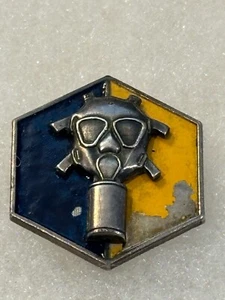 Chemical RTC Crest DI/DUI Pinback STERLING HM DIPINTO - Foto 1 di 2