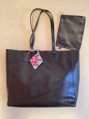 COLAB EX-LARGE BLACK LEATHER TIE TOTE WITH MATCHING WRISTLET #4475 *NEW W/ TAGS* - Image 1 of 4
