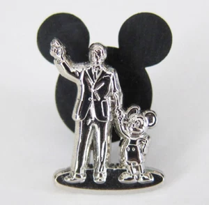 Prendedores Disney Mickey Mouse y Walt Disney Partners Estatua Pequeño Reino Misterio Prendedor - Imagen 1 de 1