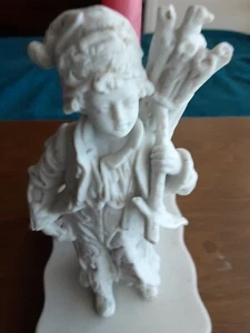 Antike deutsche Porzellan Biskuit Figur Junge Kerzenhalter signiert/nummeriert - Bild 1 von 8