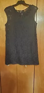 Abito in guaina di pizzo nero Daisy Fuentes con fodera taglia XL - Foto 1 di 3