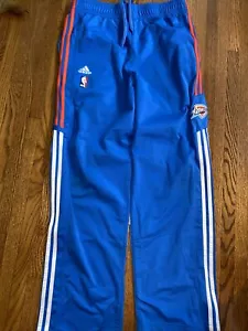 OKLAHOMA CITY THUNDER Jogginghose Herren MEDIUM ADIDAS NBA genäht Patch Logo - Bild 1 von 7