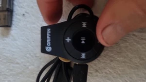 Griffin Bluetooth Wireless Receiver PLUS Helmet Speakers - Photo 1/8
