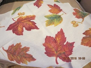 4er SET HERBST STOFFSERVIETTEN -- 17 ZOLL QUADRATISCH -- BLATTDESIGN -- #R12-5 - Bild 1 von 24