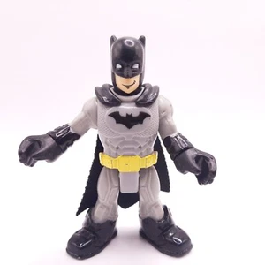 BATMAN Imaginext DC Comics Super Friends Action Figure (Grey/Black) - Picture 1 of 7