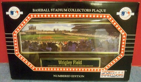 NIB Gen MLB Merch Baseball Stadium Coll Wrigley Field 1957 Hank Aaron at Bat Cover