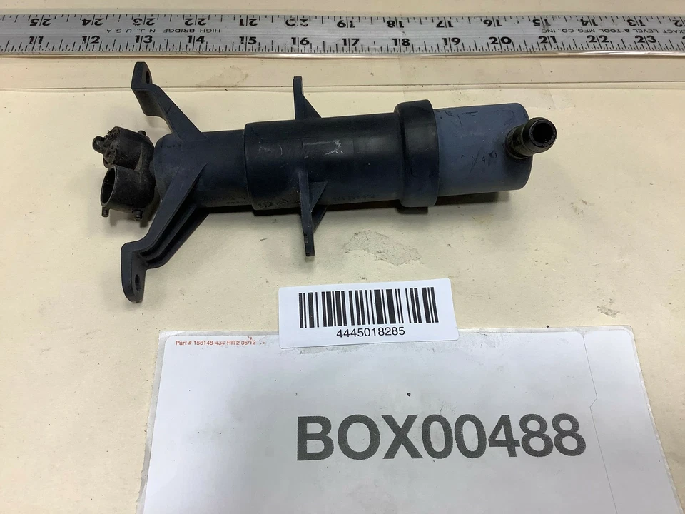 2004 大众 TOUAREG 前灯清洗机 喷射 原始设备制造商+ — 第 1/4 张图片