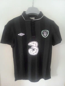 Republic Of Ireland Away Umbro Football Shirt Size LB - Picture 1 of 7