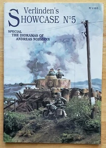 Verlinden’s Vitrine Nr. 5 - Dioramen / Rüstung / Militärmodell - Bild 1 von 4