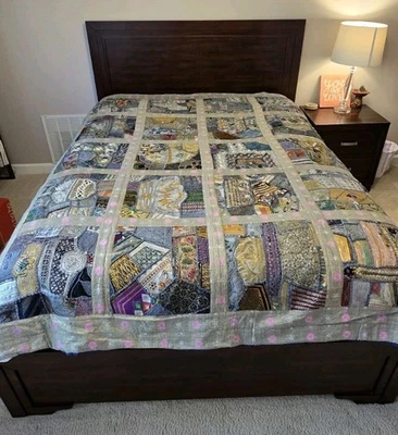 Hermosa colcha de cama Sari adornada de lujo con cuentas india tamaño king  Foto 1 de 4