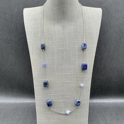 Colar longo semiprecioso Talbots contas de pedra roxa azul corrente tom prata - Imagem 1 de 4