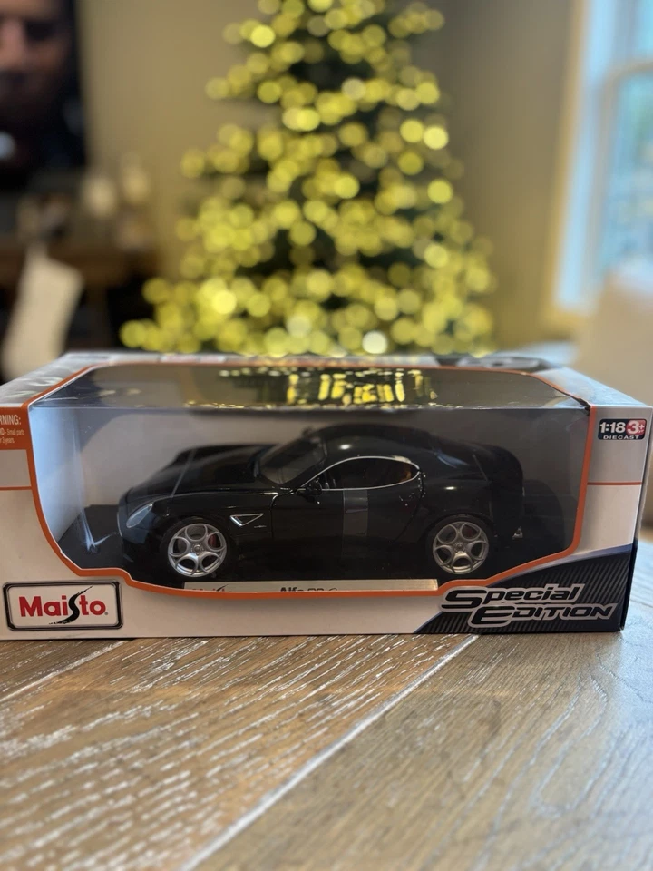 Maisto Alfa 8C Competizione | Black 1:18 | Free Shipping!! - Image 1 of 1