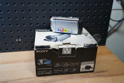(E) Sony DCR-SX63 16GB Handycam Camcorder 60x Optical Zoom MINT - Image 1 of 4