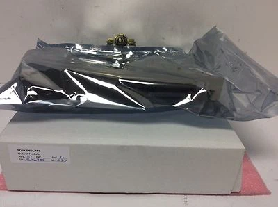 Módulo de saída GE FANUC Series 90-70 STATE LOGIC IC697MDL750 IC697MDL750C - Imagem 1 de 4