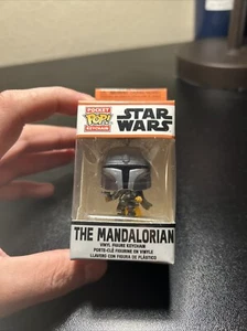 Funko Pop Llavero Star Wars Beskar Mandalorian - Figura Vinilo The Mandalorian - Imagen 1 de 4