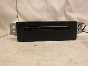 14 15 Buick LaCrosse Chevrolet Silverado Audio CD Disc Player 13590747 B26 - Picture 1 of 4