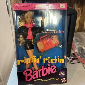 VINTAGE 1991 RAPPIN' ROCKIN' BARBIE BAMBOLA #3248 Hip Hop Boombox NUOVO SIGILLATO - Foto 1 di 4