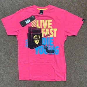 T-shirt da uomo LIVE FAST rosa slim fit prezzo di ricambio £25 taglia S/M/L (prezzo di riserva £25) - Foto 1 di 3
