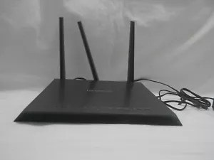 NETGEAR Nighthawk R7000P Smart WiFi Router Dual-Band Dual-Core AC1900 (2E2) - Picture 1 of 6