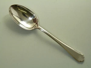 WALKER & HALL Cutlery - ST JAMES Pattern - Serving Spoon / Spoons - 8" - Picture 1 of 3