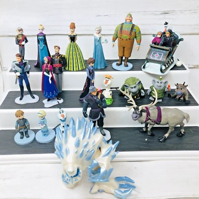 Lote de 20 figuras de juguete Disney Frozen PVC - LEER algunas dañadas Foto 1 de 4