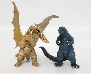 Godzilla 1964 & Showa King Ghidorah Gashapon HG Series Bandai 2" Mini Figures - Picture 1 of 5