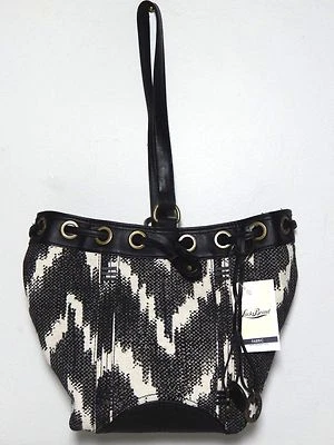 Nuevo con etiquetas Lucky Brand Bali Hai textil sintético eslinga 8"x8"x9,25", negra/ostra Foto 1 de 4