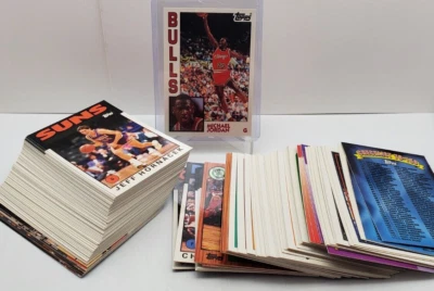 Conjunto de cartões de basquete 1992-93 NBA Topps Archives (#1-150), JORDAN # 52, QUASE PERFEITO - Imagem 1 de 4