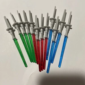 Star Wars Lichtschwerter Cupcake Topper Essen Auswahl Deko Cocktail 12 Stück - Bild 1 von 1