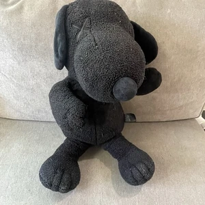2017 Kaws x Uniqlo x Peanuts Black Snoopy Plüschtier groß 22 Zoll - Bild 1 von 4