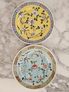 Antique Repubic Era Pair Chinese Famille Rose Plates Turquoise & Yellow Ground - Picture 1 of 6