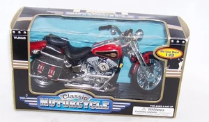 1:13 WELLY CLASSIC MOTORCYCLE V-TWIN SIMILAR TO HARLEY DAVIDSON RED NIB WL9502B - Picture 1 of 6