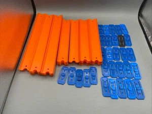 Hotwheels Hot Wheels Track Lot 33 Pieces 9”-12” Straight Track 35 Connectors - Picture 1 of 10