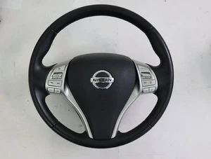 volante Nissan NAVARA D23 81059 - Imagen 1 de 4